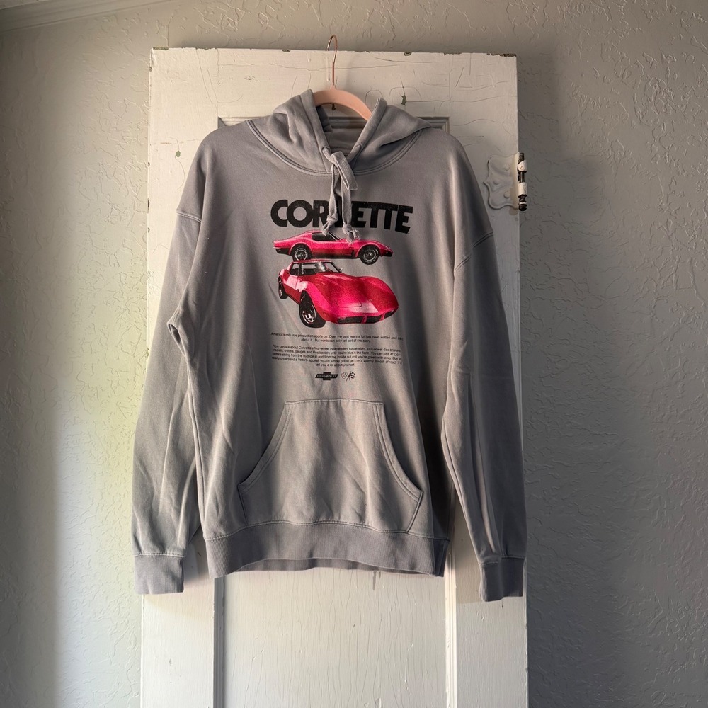 GM Chevrolet Corvette Graphic Hoodie Grey Pink Car Sweatshirt Mens Large